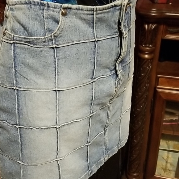 Denim mini - Picture 2 of 4